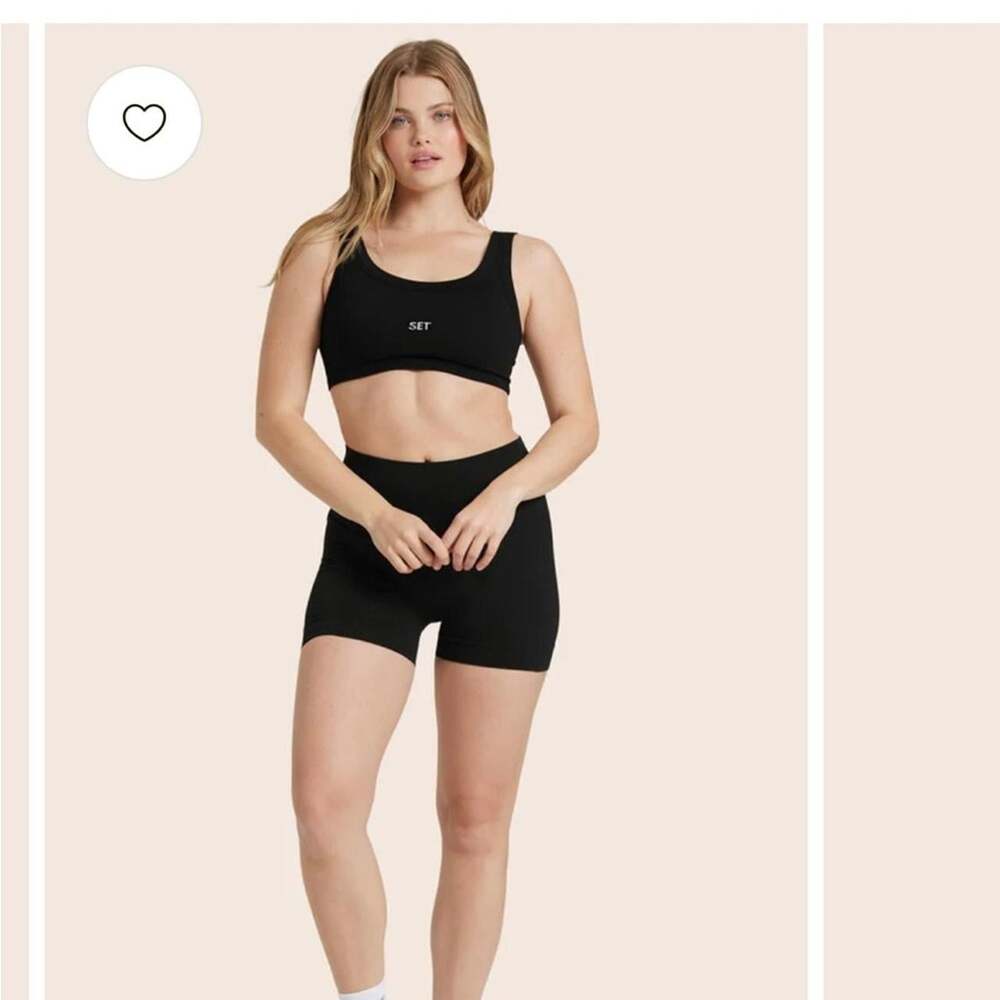 Set Active Women's Shorts